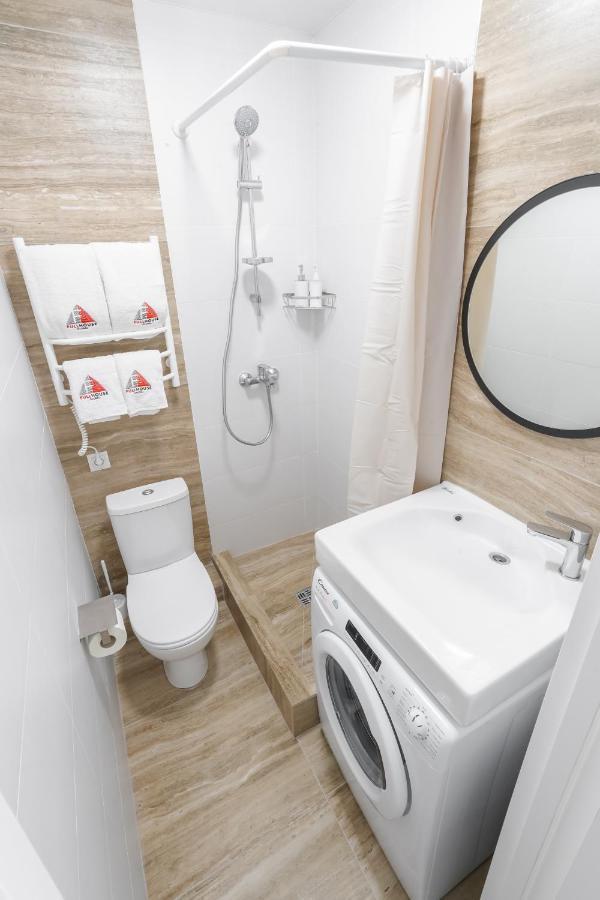 Myfreedom Апартаменти Метро Бориспільська Kiev Extérieur photo