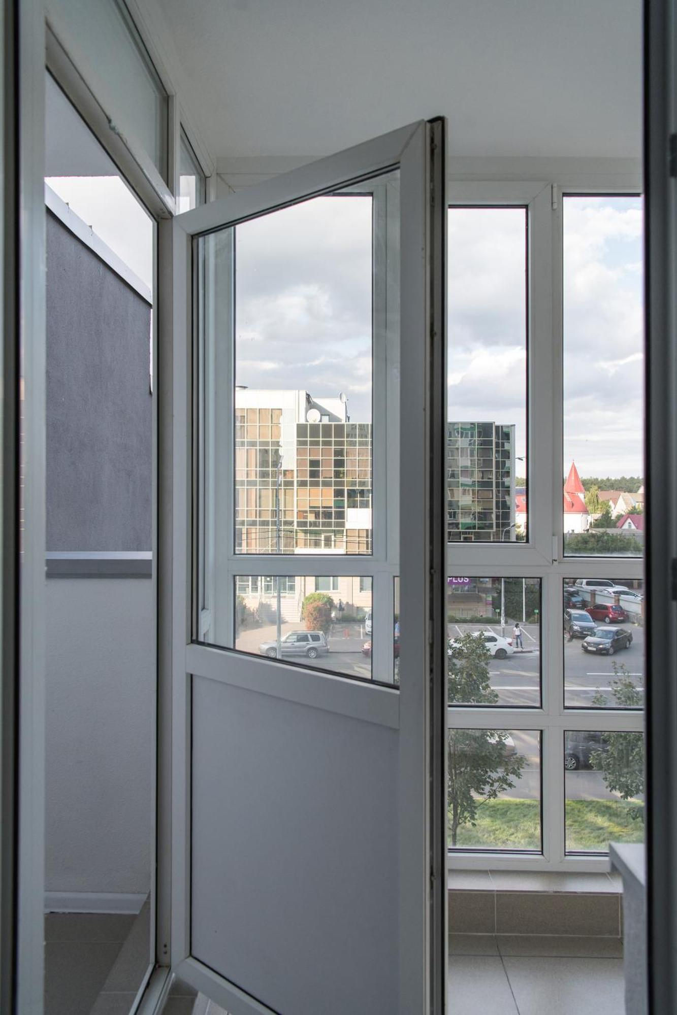 Myfreedom Апартаменти Метро Бориспільська Kiev Extérieur photo